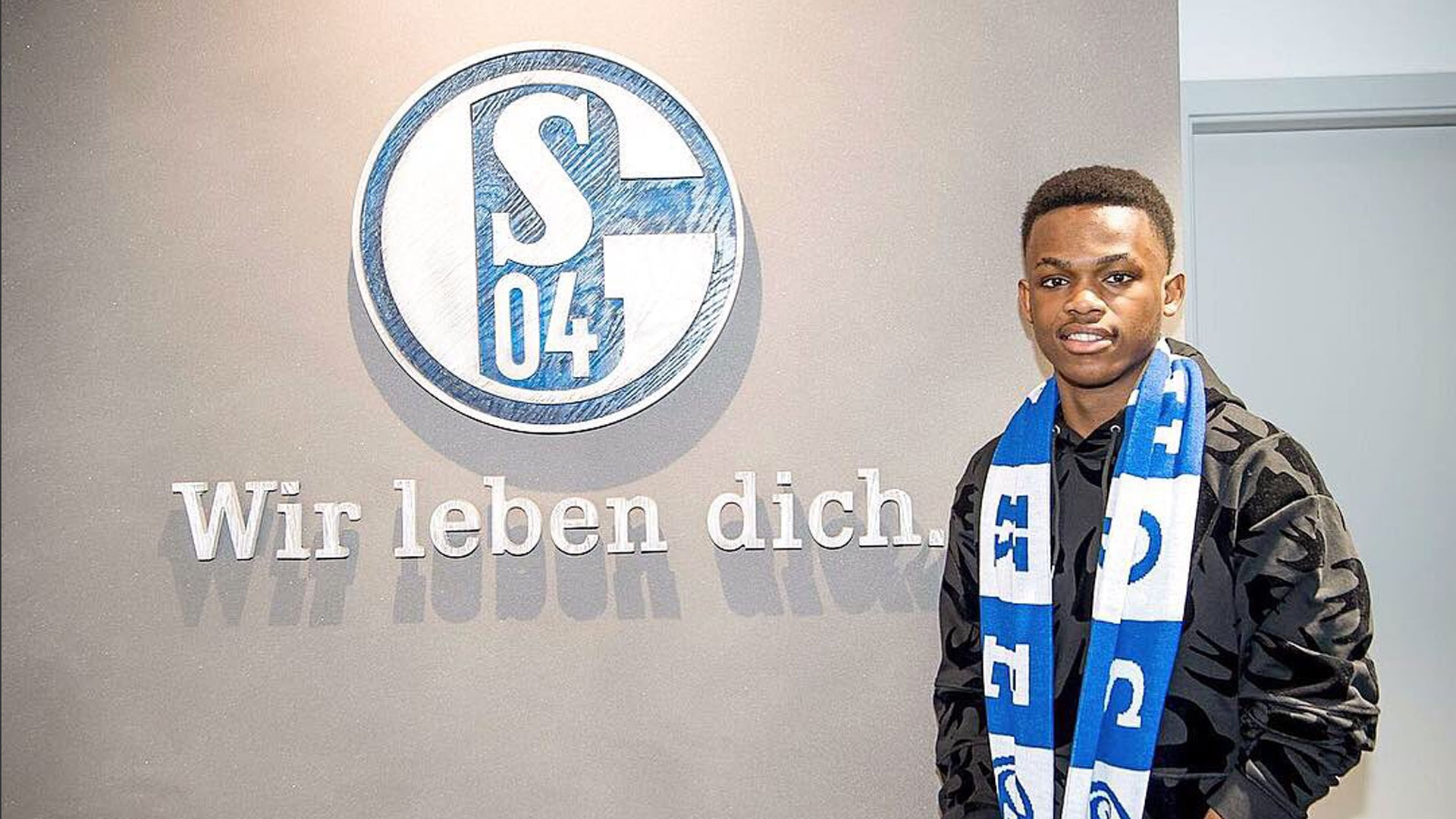 获得了更多 获得了更多